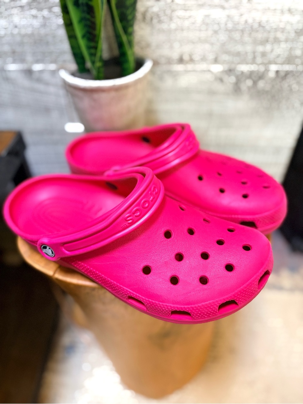 CROCS | Classic Slip-On Clog w/ Heel Band - Women's 10, Hot Pink